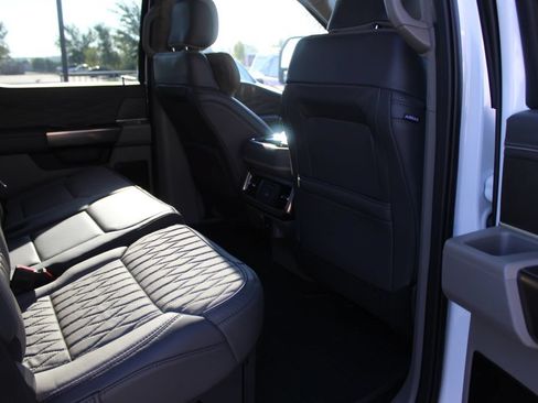 New 2026 Ford F350 Platinum w/ Platinum Plus Package AWD/4WD image 14