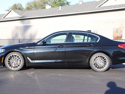 Used 2019 BMW 530i w/ Convenience Package image 5