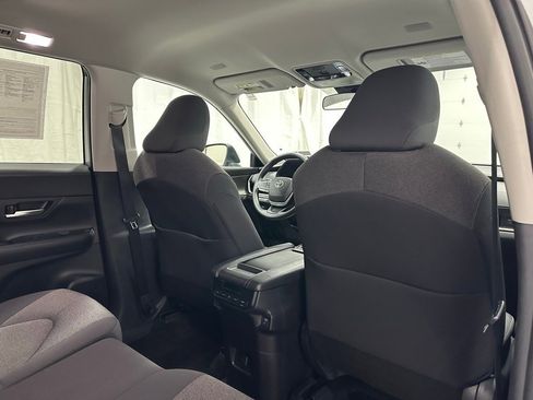 Used 2025 Toyota Grand Highlander AWD image 59