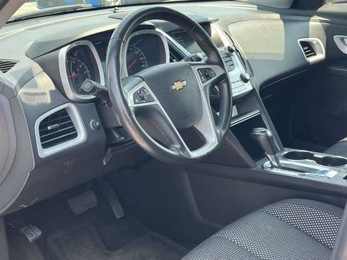 Used 2017 Chevrolet Equinox LT w/ Convenience Package FWD image 12