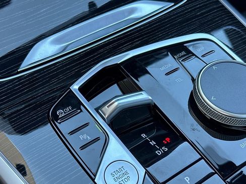 New 2026 BMW X7 xDrive40i w/ M Sport Package image 23