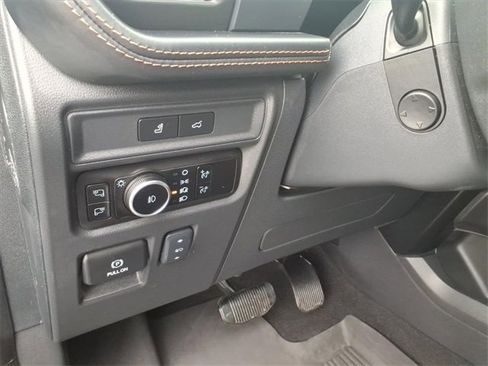 Certified 2024 Ford Expedition Platinum image 14