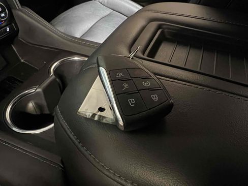 Used 2023 Chevrolet Tahoe LT RWD image 13