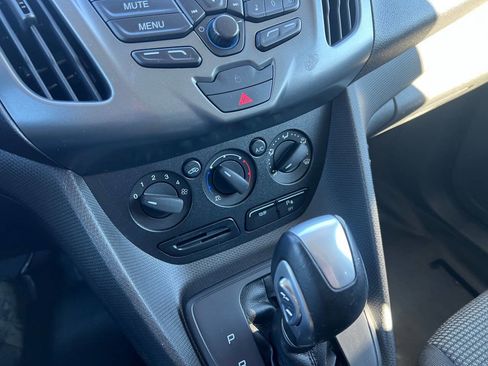 Used 2016 Ford Transit Connect XL image 12