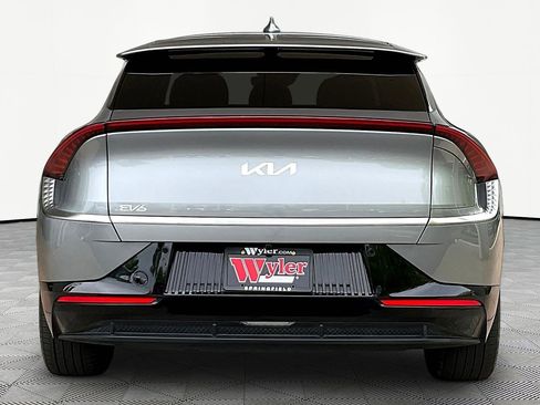 Used 2024 Kia EV6 Wind w/ Wind Technology Package AWD/4WD image 5