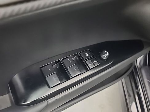 Used 2025 Toyota Camry SE FWD image 23