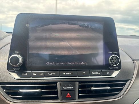 Used 2023 Nissan Altima 2.5 SV FWD image 42