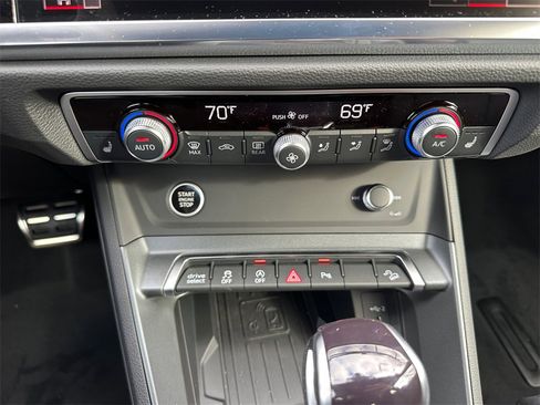 New 2025 Audi Q3 2.0T Premium Plus image 20