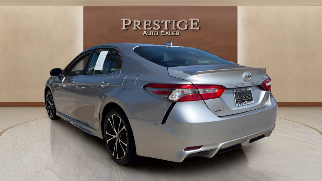 Used 2019 Toyota Camry SE FWD image 34