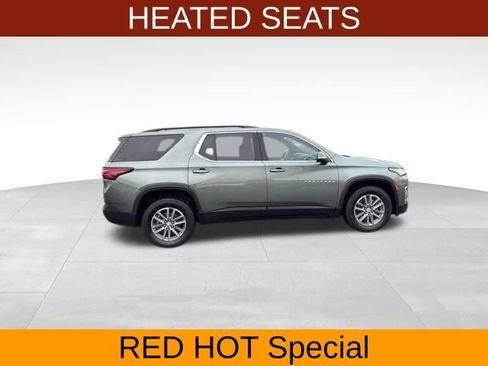 Used 2022 Chevrolet Traverse LT w/ LPO, Floor Liner Package AWD/4WD image 8