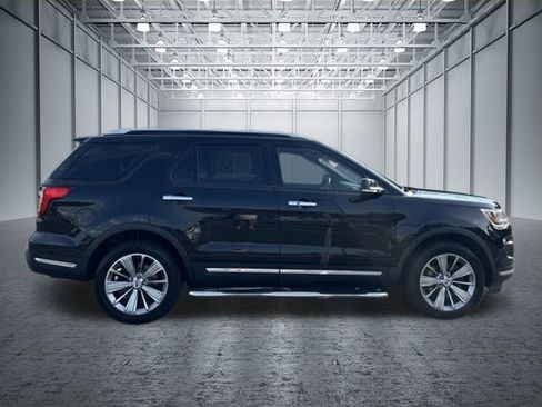 Used 2018 Ford Explorer Limited AWD/4WD image 9