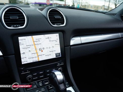 Used 2017 Porsche 718 Boxster image 38