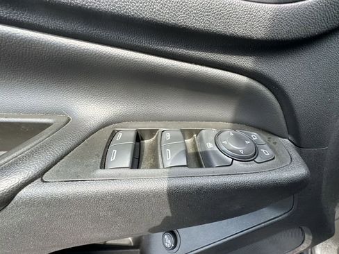 Used 2022 Chevrolet Equinox LT FWD image 13