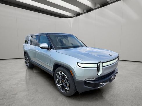 Used 2024 Rivian R1S Adventure AWD/4WD image 7