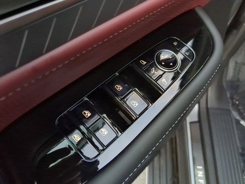 New 2026 INFINITI QX80 Autograph image 19