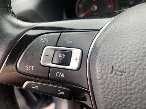 Used 2020 Volkswagen Passat 2.0T SEL FWD image 19