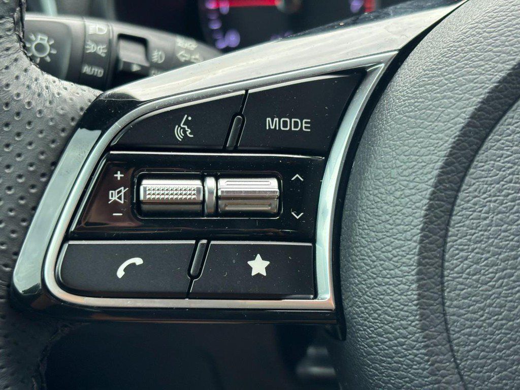 Used 2023 Kia Forte GT-Line w/ GT-Line Technology Package FWD image 17