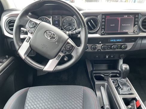 Certified 2023 Toyota Tacoma SR5 AWD/4WD image 15