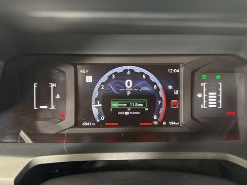 Used 2025 Toyota 4Runner SR5 image 18