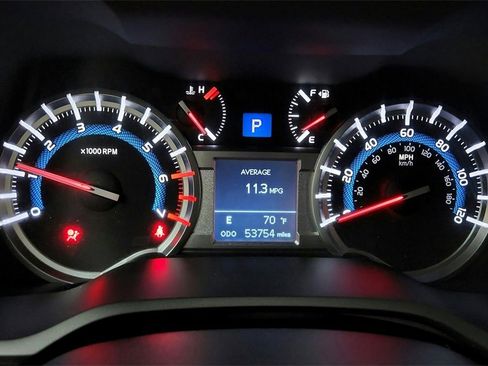 Used 2018 Toyota 4Runner TRD Off-Road image 41