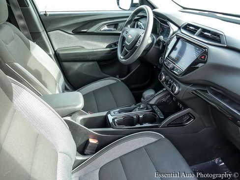 Used 2021 Chevrolet TrailBlazer LT w/ Convenience Package image 25