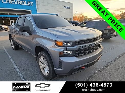 Used 2021 Chevrolet Silverado 1500 Custom image 1