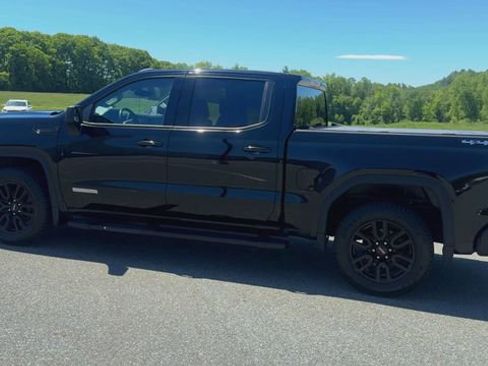 Used 2022 GMC Sierra 1500 Elevation AWD/4WD image 6