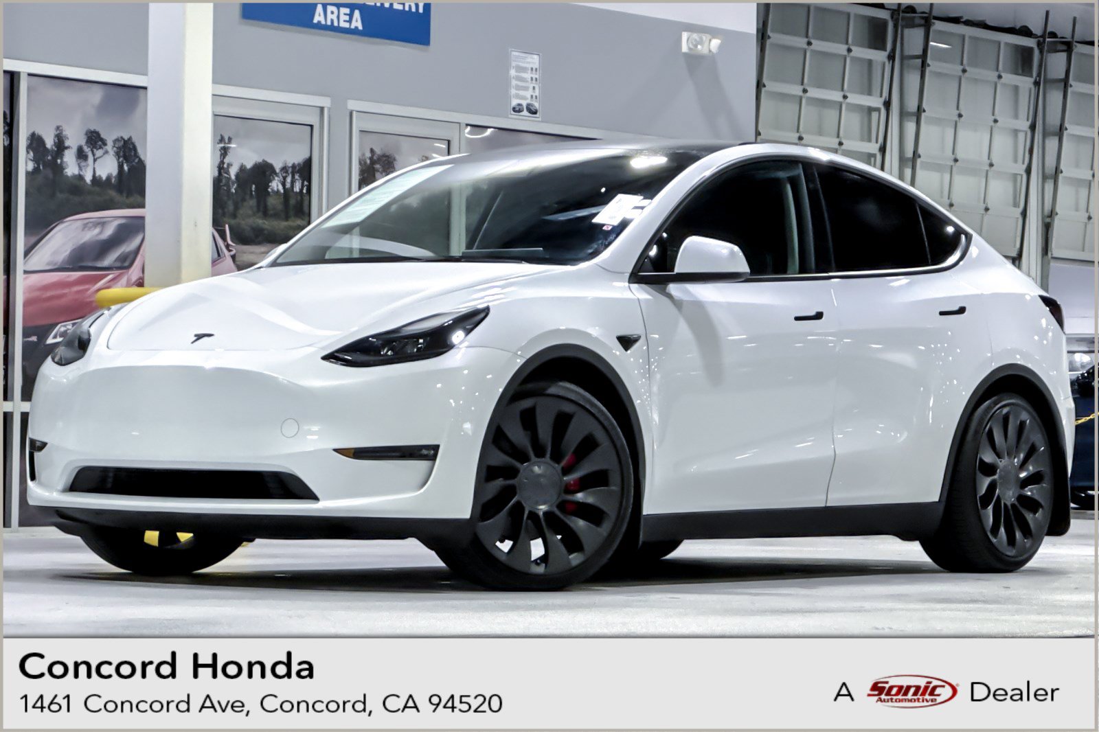 Used 2023 Tesla Model Y Performance AWD/4WD image 1