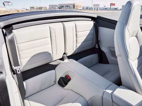 Used 2022 Porsche 911 Turbo S image 37