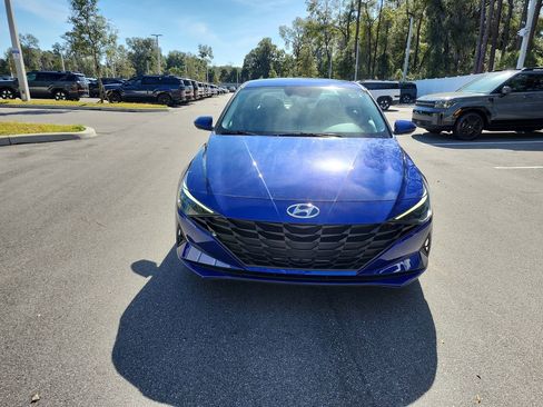 Used 2023 Hyundai Elantra SEL image 8