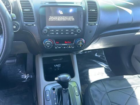 Used 2015 Kia Forte Koup EX w/ EX Premium Package FWD image 13