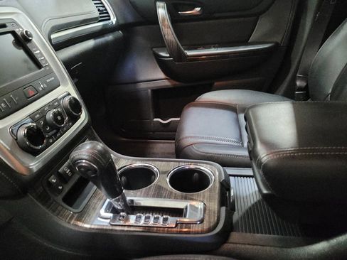 Used 2014 GMC Acadia SLT AWD/4WD image 26