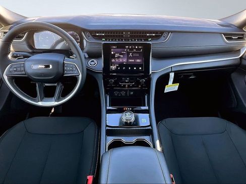 New 2026 Jeep Grand Cherokee Laredo X AWD/4WD image 9