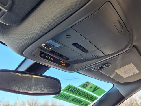 Used 2020 Chevrolet Blazer LT image 14