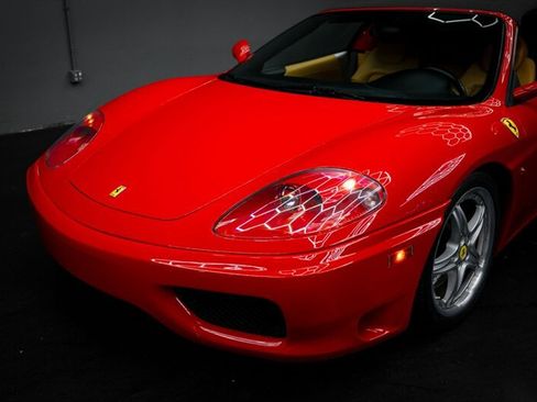 Used 2005 Ferrari 360 Spider RWD image 11