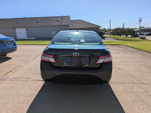 Used 2011 Toyota Camry LE w/ LE Extra-Value Pkg FWD image 6
