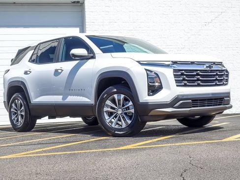 New 2026 Chevrolet Equinox LT w/ Safety and Technology Package FWD image 2