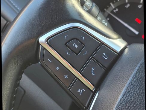 Used 2021 Toyota Highlander XSE image 25