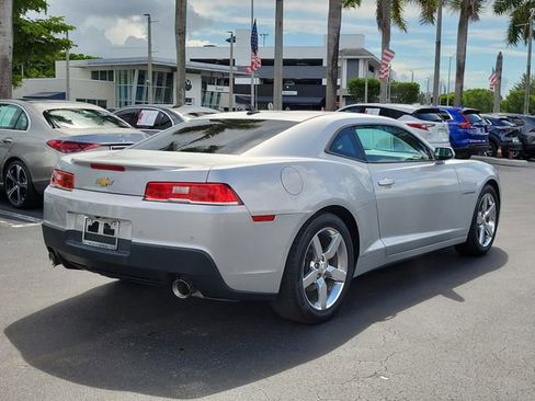 Used 2015 Chevrolet Camaro LT w/ 1LT Preferred Package RWD image 4