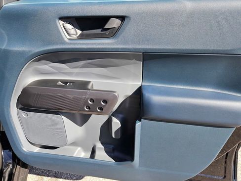 New 2025 Ford Maverick XLT w/ XLT Luxury Package image 33