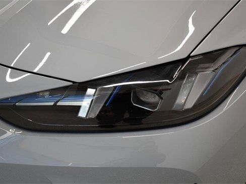 Used 2025 BMW M4 xDrive Competition image 17