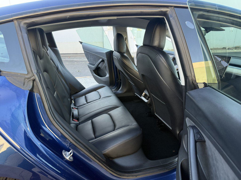 Used 2021 Tesla Model 3 RWD image 14