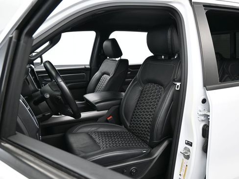 Used 2021 RAM 1500 Big Horn RWD image 10