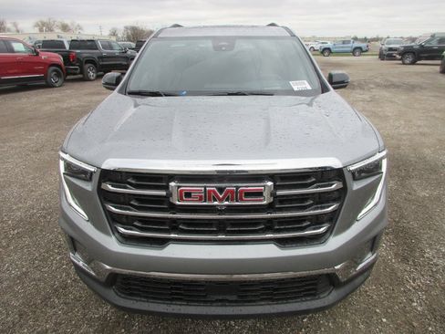 New 2026 GMC Acadia Elevation w/ Elevation Premium Package FWD image 11