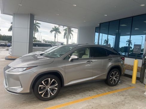 Certified 2022 Lexus RX 350 FWD w/ Premium Package image 10