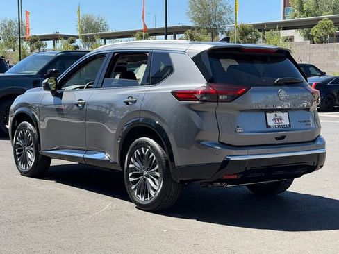 New 2026 Nissan Rogue Platinum AWD/4WD image 3