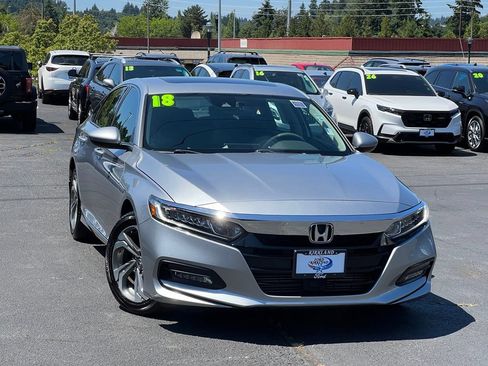 Used 2018 Honda Accord EX image 1