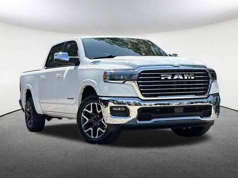 Used 2025 RAM 1500 Laramie AWD/4WD image 2