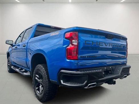 Used 2023 Chevrolet Silverado 1500 Custom Trail Boss w/ LPO, Dark Essentials Package AWD/4WD image 8