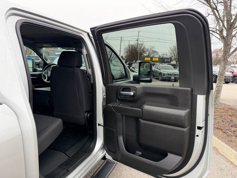 Used 2022 Chevrolet Silverado 2500 Custom w/ Custom Convenience Package image 20